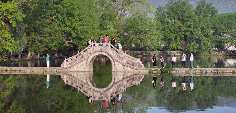 宏村春景如画