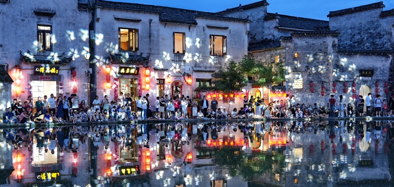 “月沼乐夜”精彩上演